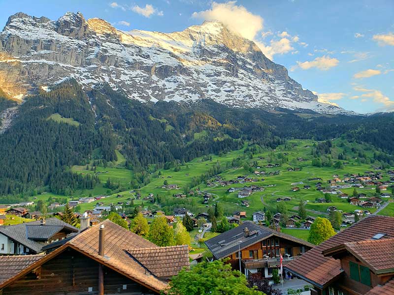 BANNER Bernese Oberland Chocolte Suizo - Bernese Oberland: Chocolate suizo en las montañas