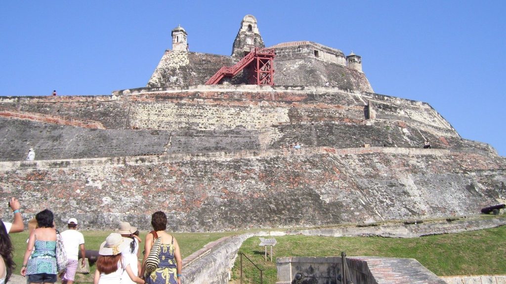 11 viajes anita cartagena 1024x576 - ¿Por qué debes conocer Cartagena, el corralito de piedra?