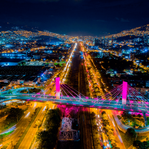 Noche en Medellín Colombia. 4 puente sur