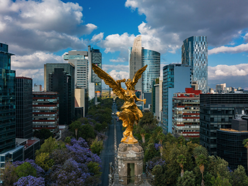 Angel de la independencia in Mexico City