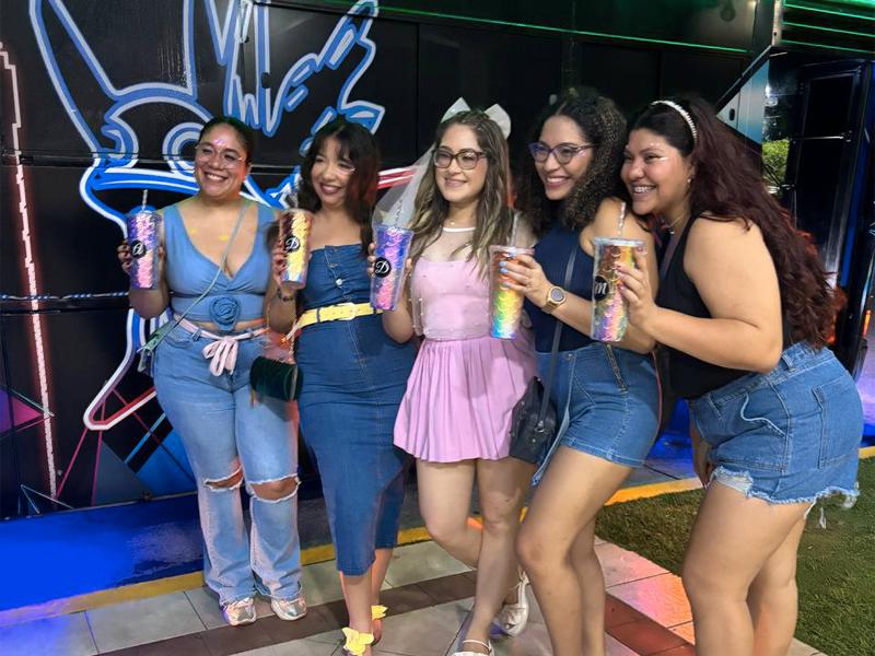 party-bus-panama-galeria-3.jpg