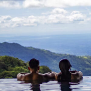 Banner del Hotel Resort en Chiriquí con vistas impresionantes