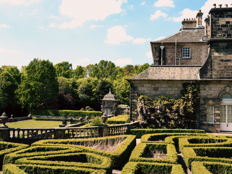 Glasgow, Scotland, 22.5.2025: Historic Georgian mansion in Glasgow's Pollok Country Park, surrounded by gardens and woodlands. A peaceful spot combining elegant architecture and Scottish heritage.